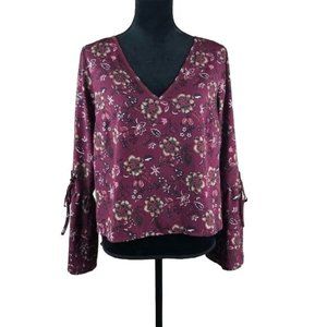 Band of gypsies beautiful burgundy floral blouse. With a back keyhole design